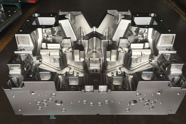 What is the difference between standard mold base and non-standard mold base